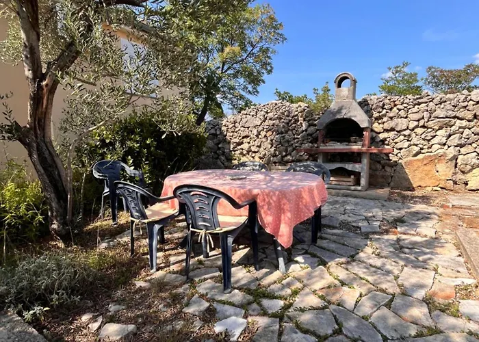Casa Nela Holiday home Maslenica
